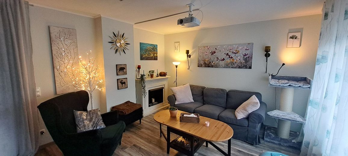 Einziehen und aufblühen: modernisiertes 5,5 Zimmer Reihenhaus mit Garten & Terrasse – provisionsfrei – Foto 5