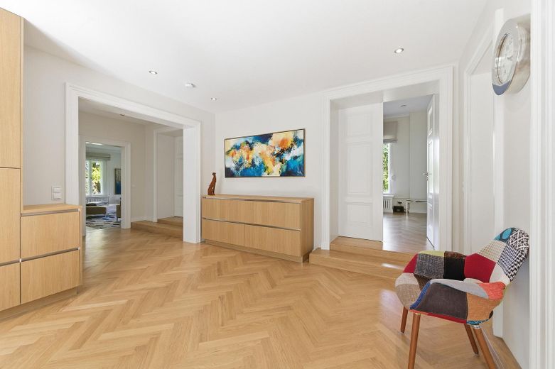 Einzigartiges Maisonette-Penthouse in absoluter Toplage am Großen Wannsee – Eingangsbereich / Diele 