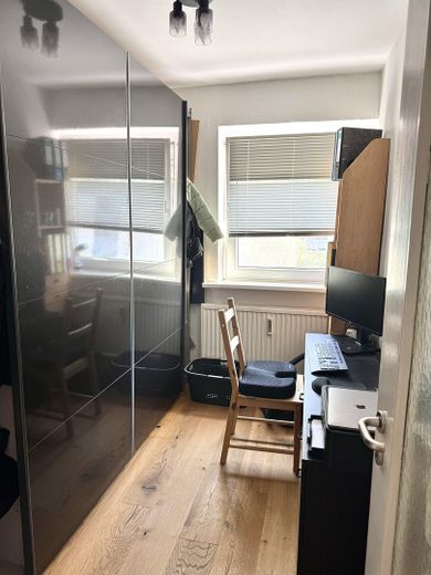 Charmantes Reihenhaus in Hamburg-Rahlstedt – Arbeitszimmer Obergeschoss