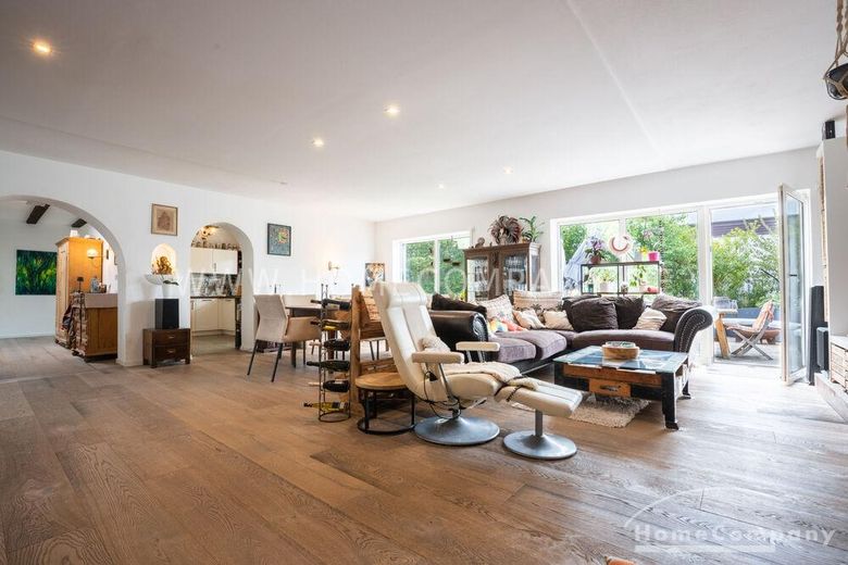 Außergewöhnlicher Designer-Bungalow mit Indoor-Pool, Heimkino  &  Smart-Home in ruhiger Naturlage – d7914d71ae1bb2173661855eb351dd98891f994f.jpg