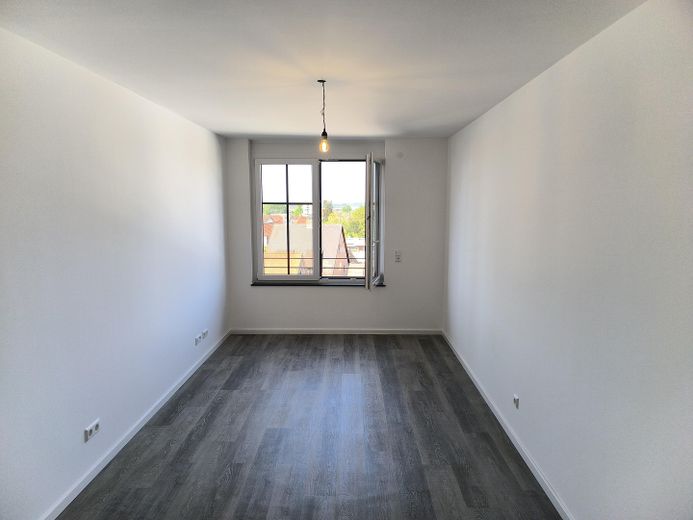 Seniorengerechte 3 Zimmer Wohnung im Herzen von Endingen zum Erstbezug! – Zimmer 2
