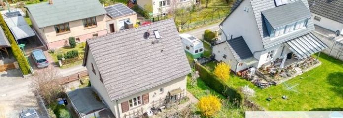 IMMOBERLIN.DE - Charaktervolles Haus mit Potenzial & Südwestgarten in familiärer Lage