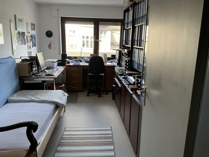 Emplacement privilégié au calme ! Appartement-terrasse de 4 pièces à FR-Neuburg – Zimmer 13m2