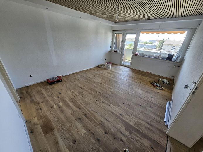 Exklusive 2-Zimmer-Wohnung mit Loggia und Einzelgarage – Erstbezug nach hochwertiger Renovierung – Foto 6