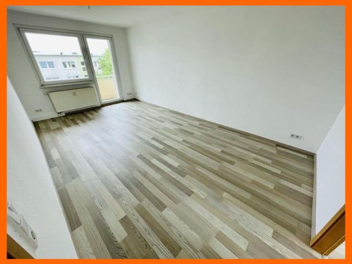 Sonnige 4 Raum Whg. mit Balkon in Gera-Langenberg! – Foto 1