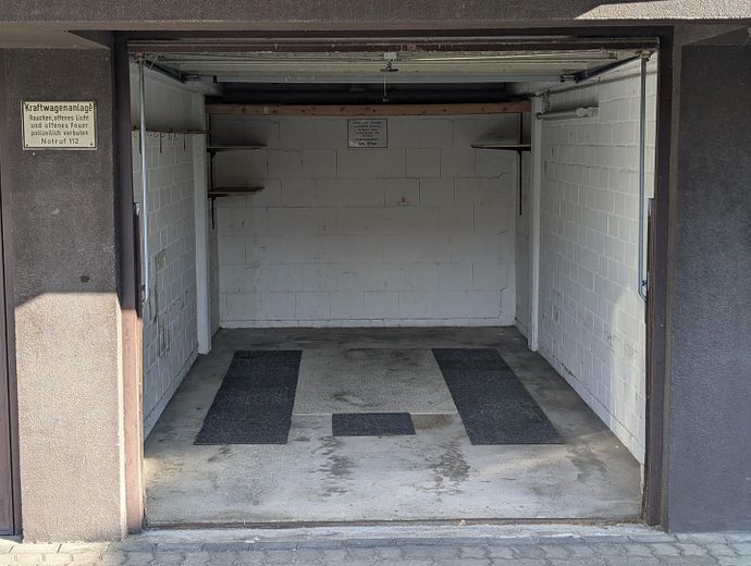 Provisionsfreie attraktive 3,5-Zimmer-Eigentumswohnung mit Garage in ruhiger Lage – Garage