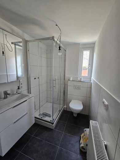 Casa ristrutturata pronta per essere abitata con nuova pompa di calore e classe energetica A - senza provvigione - Oberheimbach – Foto 4