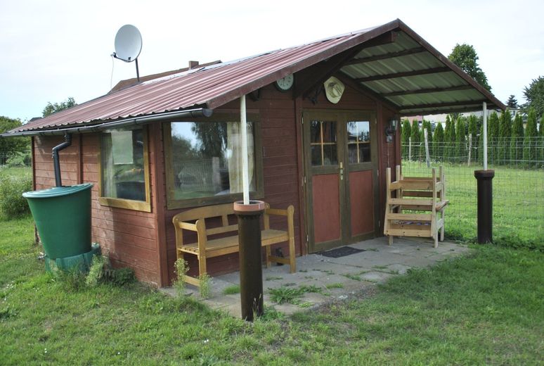 Marlow-OT, Reitanlage + Blockhütten in Ostseenähe – Foto 5