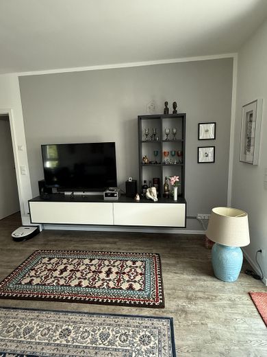 Appartamento in proprietà vicino all'acqua – Wohnzimmer