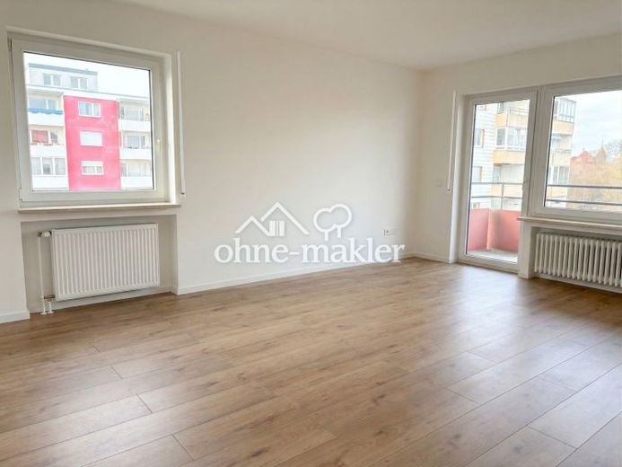 Moderne, zentrale 2-Zimmer-Wohnung mit Balkon, Aufzug & EBK – direkt am Bahnhof - ab 01.10.26 frei – फोटो 1