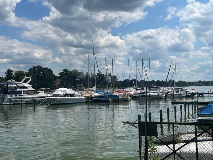 Baugrundstück für Einfamilienhaus mit großem Garten in ruhiger Lage nahe See im Berliner Umland – Miersdorfer See