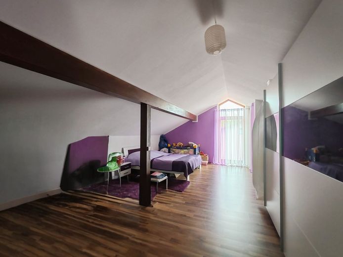 Wunderschönes Einfamilienhaus mit Galerie – Schlafzimmer DG