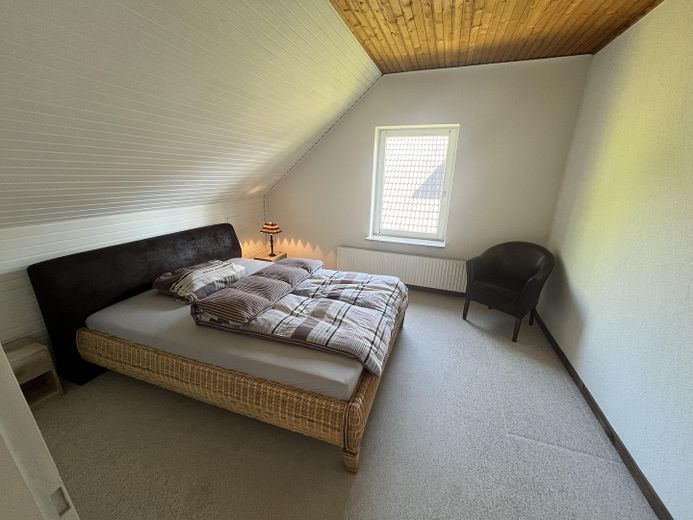 Schlafzimmer im OG