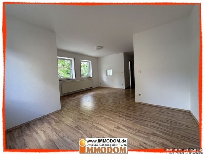 Singlewohnung mit Terrasse, neu renoviert und klein aber sehr gemütlich, in Aue/Erzgebirge zu vermieten! – फोटो 1