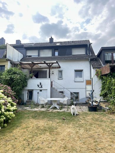 Achtung Preisalarm... Wunderschönes Einfamilien o. Zweifamilien / Mehrgenerrationenhaus – Gartenansicht