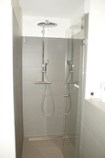 Zauberhafte 4-Zimmer-Whg. mit Süd-Loggia, ruhig und zentral – Foto 9
