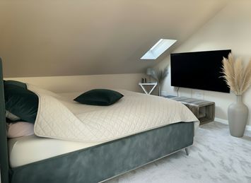 V | OG-Schlafzimmer