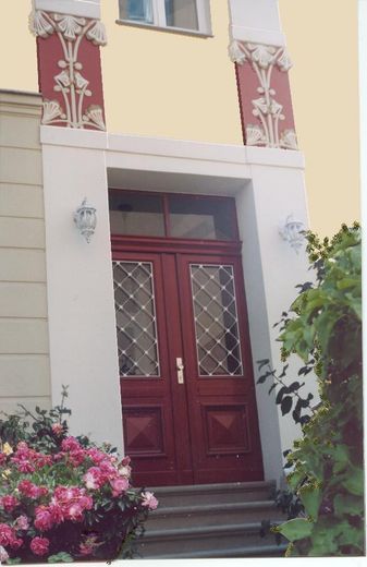 4-Zimmer-Eigentumswohung in Jugendstilhaus Weimar – Hauseingang