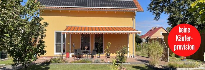 Hausansicht vom Grundstück