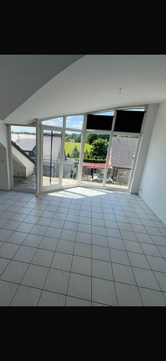 Lichtdurchflutete Zweizimmerwohnung in Gretesch – Foto 2