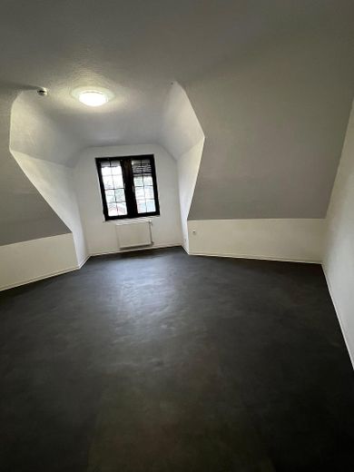 Świeżo wyremontowane 3-pokojowe mieszkanie własnościowe w centralnej lokalizacji – 77 m² – bez prowizji – Zdjęcie 8