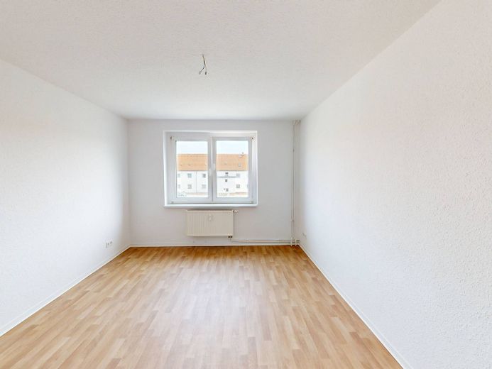 Your new feel-good home: Bright 3-room apartment with fitted kitchen and bathtub – Ansicht I: Schlafzimmer I