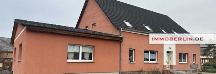 IMMOBERLIN.DE - Attraktives Mehrfamilienhaus mit Nebengebäuden nahe Naturpark Unteres Odertal