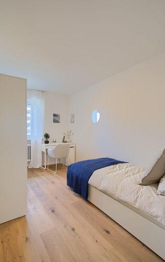 Moderne WG in Giesing sucht neue/n Mitbewohner/in! – Schlafzimmer