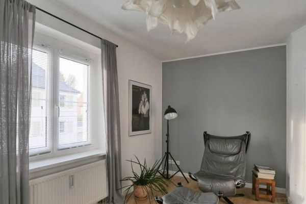 (EF1335_M) Dresden: Lockwitz, ruhige möblierte 2-Zimmer-Wohnung mit Balkon und PKW-Stellplatz