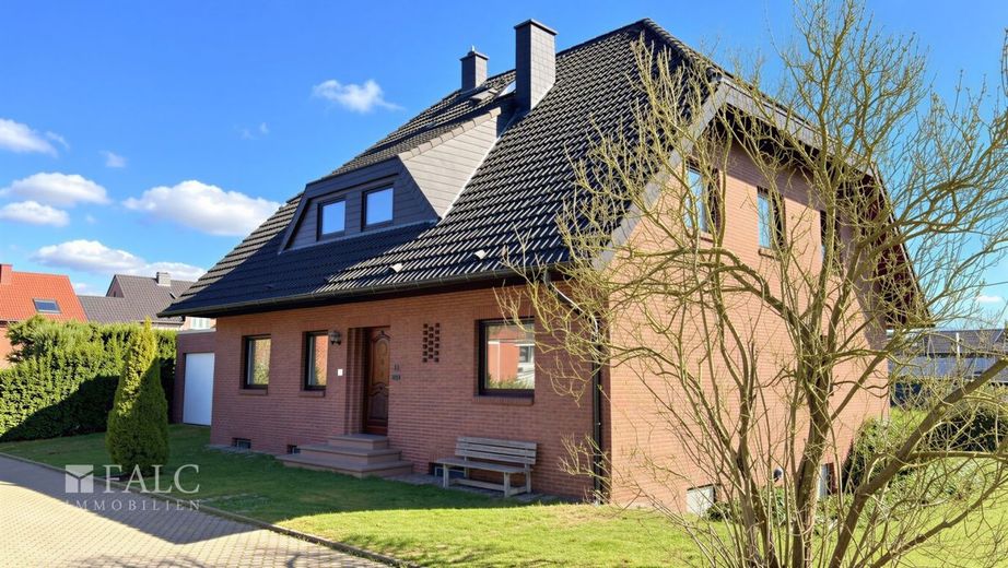 Ruhe und Privatsphäre: Einfamilienhaus in ruhiger Seitenstraße! – Haus