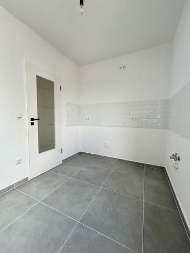 Erstklassig saniert: 3-Zimmer-Wohnung in Pattensen – Küche