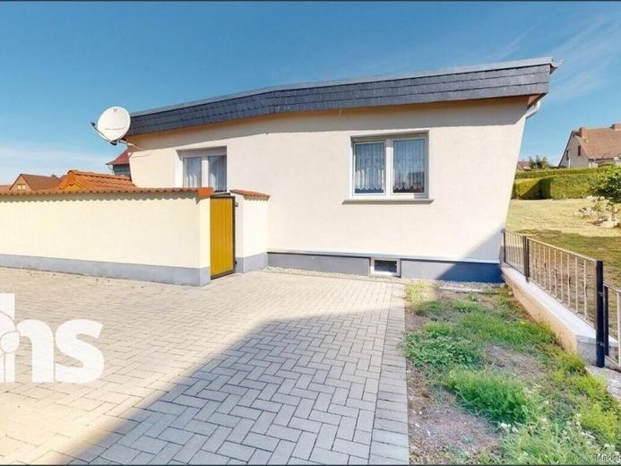 PROVISIONSFREI: Bungalow im Seegebiet Mansfelder Land – Dach & Heizung 2025 erneuert – Foto 1