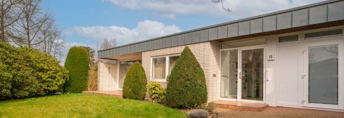 Emmerich: Freistehender Bungalow mit großem Garten und möglicher zusätzlicher Bebauung