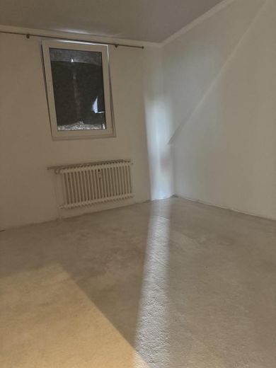 offene Besichtigung - Samstag 17-18 Uhr - 4 Zimmer ETW inkl. Garage – Zimmer2