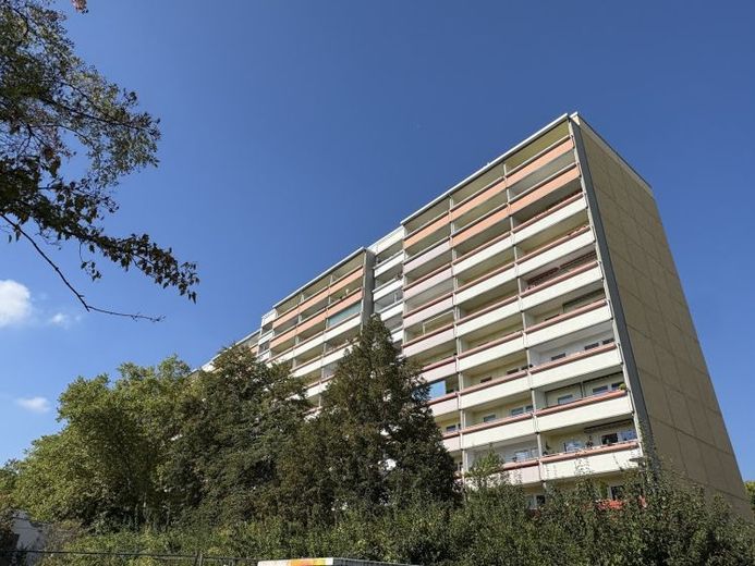 Casa moderna con balcone per single a Gera-Lusan – Foto 1