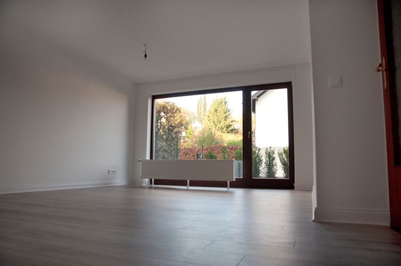Luxuriöse 3-Zimmer Wohnung in Hoffnungsthal, edle Einbauküche mit Vollausstattung – Wohnzimmer 1