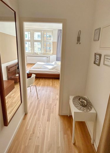 Modern möbliertes Apartment in Düsseldorf Pempelfort-Derendorf – 401996bfa7d9a9efb41c8e88af500e0a1ac94ecc.jpg