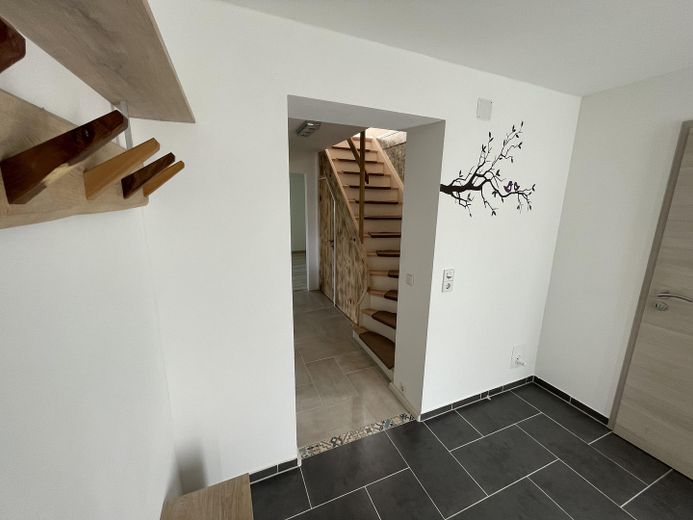Großzügiges EFH in zweiter Reihe – ruhig, mit Garten, Balkon & hoher energetischer Unabhängigkeit – Foto 9
