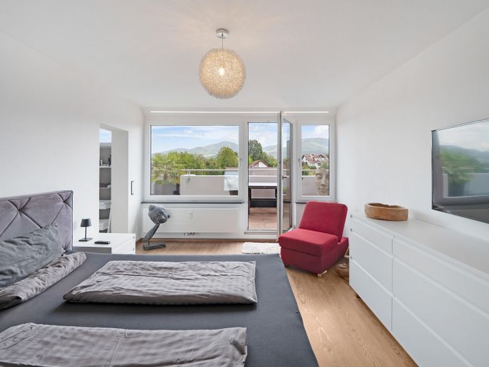Höchste Penthouse-Etage in Achern Exklusives Wohnen mit spektakulärem Panoramablick – Schlafzimmer