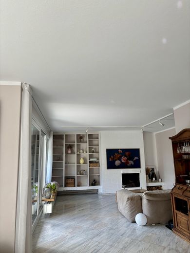 Moderne Doppelhaushälfte in Hemmingen – Wohnzimmer