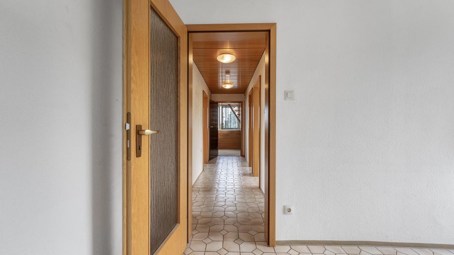 3-Zimmer-DG + ausgebauter Spitzboden mit Maisonette-Potenzial +++ provisionsfrei +++ – Foto 9