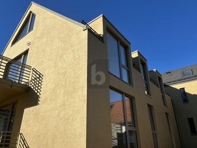 ERSTBEZUG, HOCHWERTIG, FÜR KLEINE FAMILIEN W3 – Foto 1