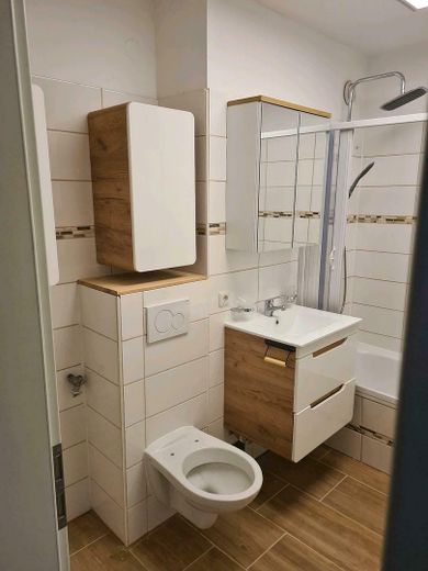 Zadbane mieszkanie 1-pokojowe w Rottendorf – Bad