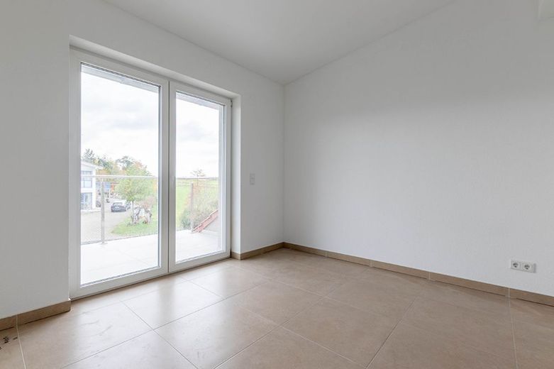 Charmante 4-Zimmer-Neubauwohnung (DG) in Höchst-Hummetroth – M739-2512-8