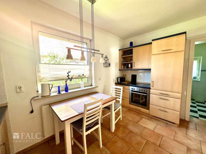 Charmantes Einfamilienhaus mit schönem Ambiente in Grünendeich – Küche EG