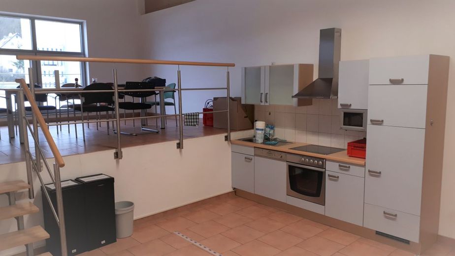 repräsentative Büro- und Praxisfläche – Küche