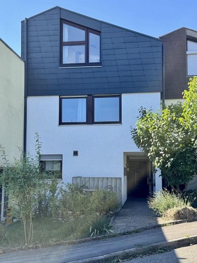 The special terraced house in Kleinsachsenheim – Photo 3
