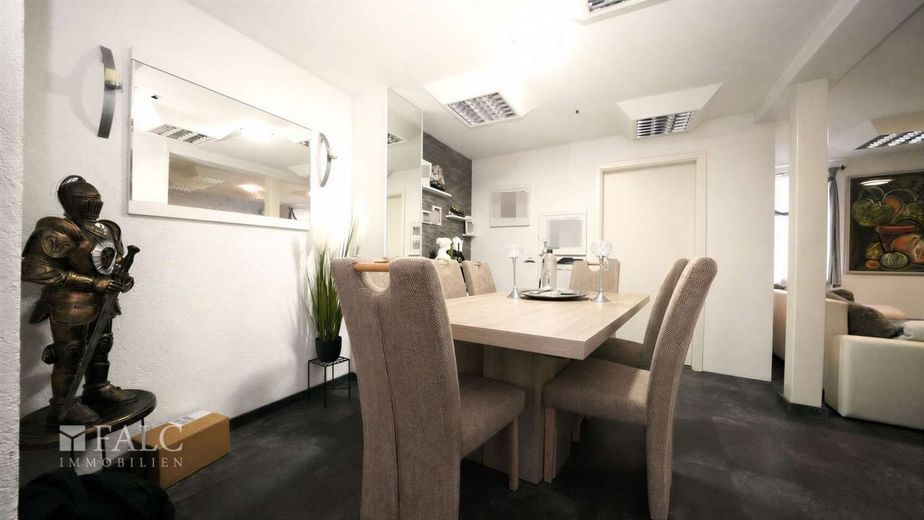 Ein Haus - 3 Etagen - Vielseitig Nutzbar... und das zu einem unschlagbaren Preis! - FALC Immobilien – Esszimmer OG
