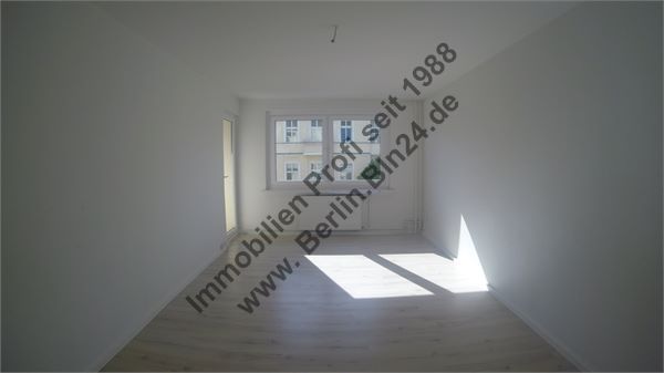 Ringcenter Zweitbezug -- 2 Zimmer ruhig schlafen Innenhof – G0027406