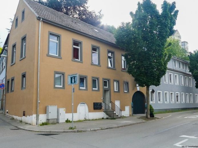 Renditestarkes Mehrfamilienhaus mit 8 Einheiten – Hohe Mieteinnahmen und weiteres Entwicklungspotenzial – Foto 1